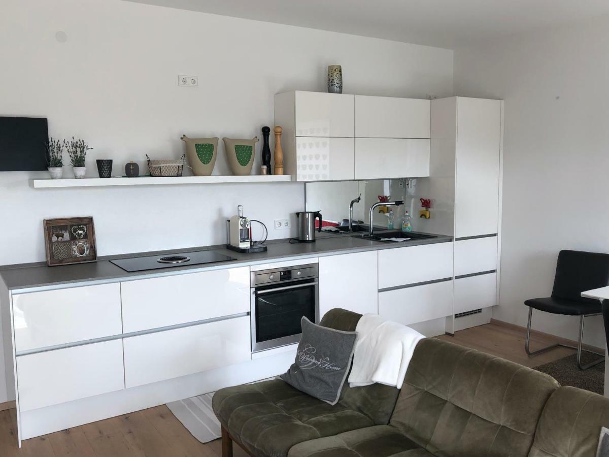 Ferienwohnung Burgenblick Mit Blick Auf รีเดนแบร์ก ภายนอก รูปภาพ